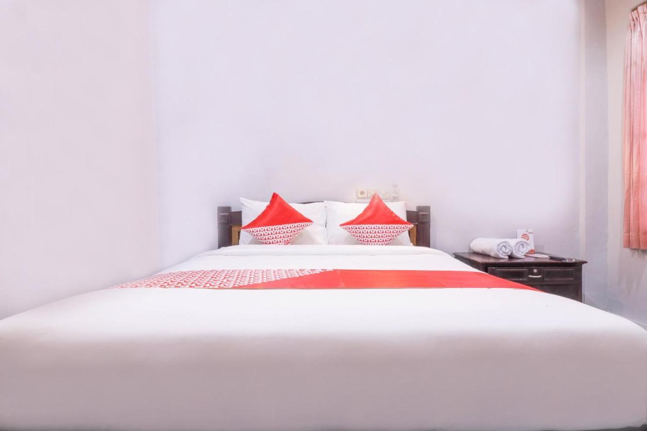 Oyo 2411 Taman Mekar Beach Inn 2 Кута Екстериор снимка
