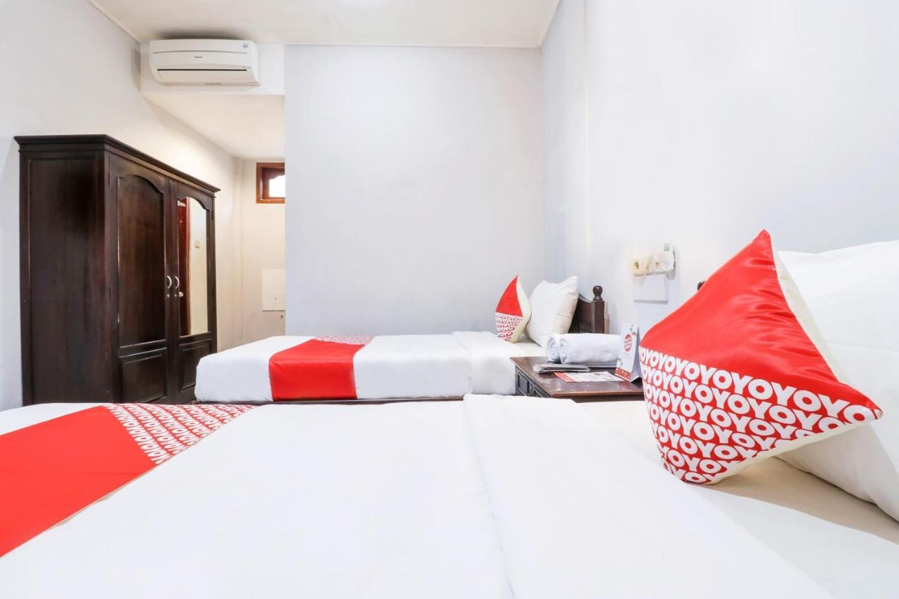 Oyo 2411 Taman Mekar Beach Inn 2 Кута Екстериор снимка
